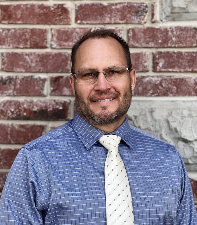 Jonathon Neves, ACMHC, EMDR, Neurofeedback